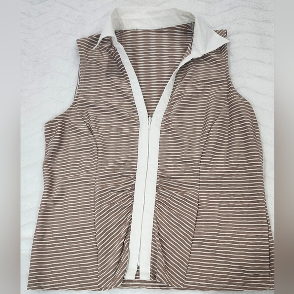 Melanie Lyne NWOT Sleeveless Stripe print top Size L - Picture 3 of 4